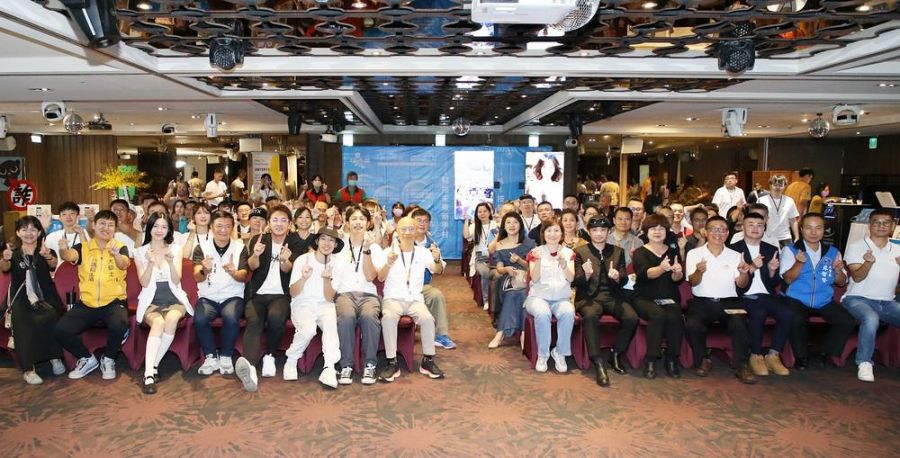 嘉市全齡數位學習開啟「AI城市」新篇章  築夢者街舞團隊精彩演出