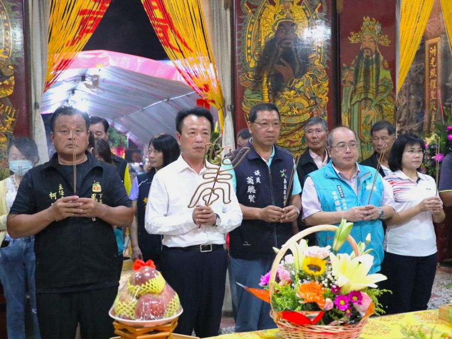 義竹鳳山宮慶祝廣澤尊王聖誕暨建廟348週年 翁章梁贈匾表達支持
