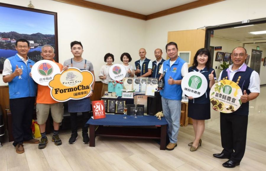 獲全球最佳20茶葉品牌　鍾東錦肯定張家齊傳承技藝茶香飄國際