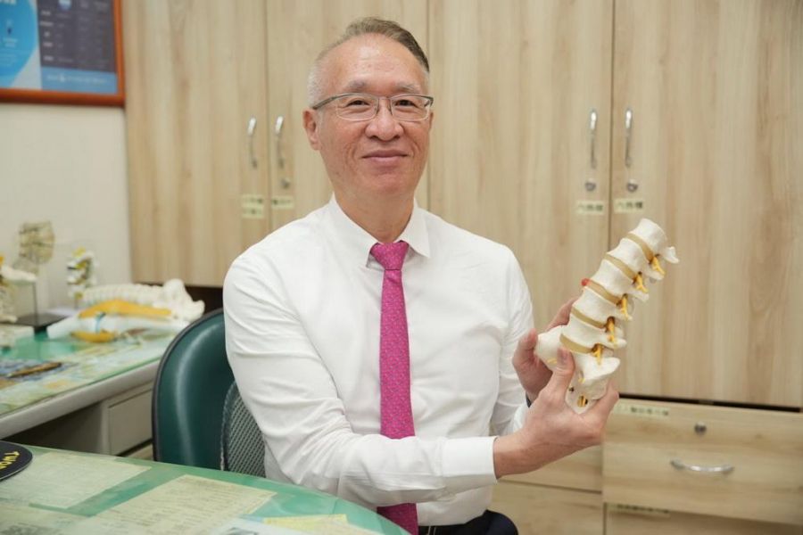 骨質疏鬆暗藏危機  高齡婦人背痛竟是多處脊椎骨折