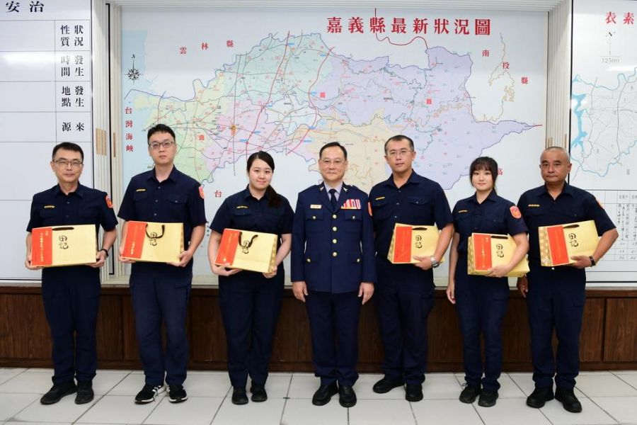 嘉義縣警察局表揚「為民服務優良員警」6件6人