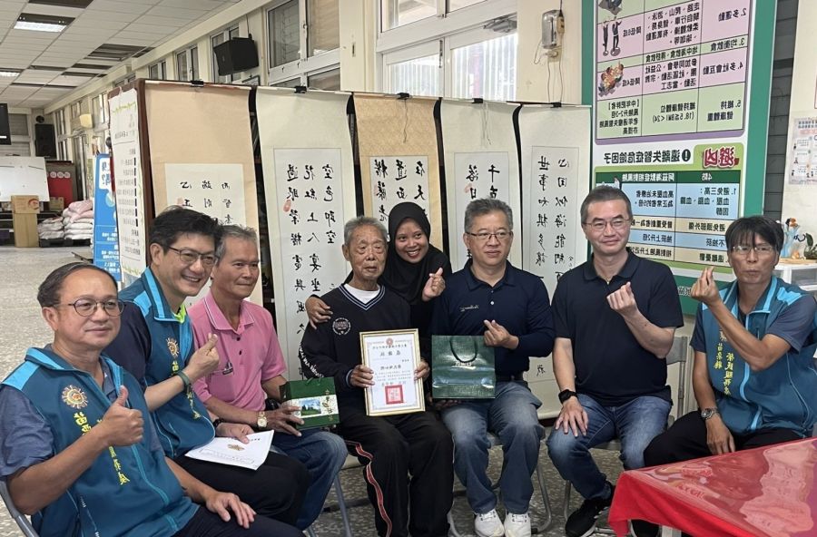 北榮新竹分院聯袂苗栗榮服處  關懷榮民書法家