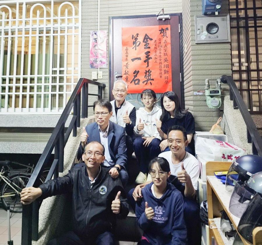 民生國中校友吳翊斳勇奪全國技藝競賽金手獎第一名 展現適性教育成果