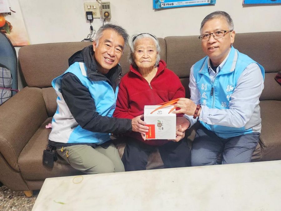 氣溫驟降 新竹榮服處關懷榮民眷溫馨送暖