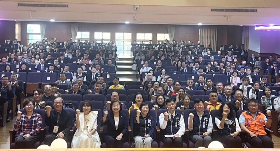 中市府授證表揚高國中家長會長  攜手打造幸福教育城市