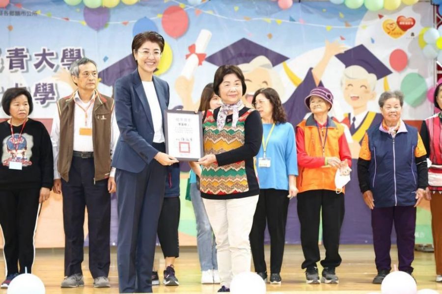 活到老學到老！南投縣長青暨婦女大學聯合結業典禮