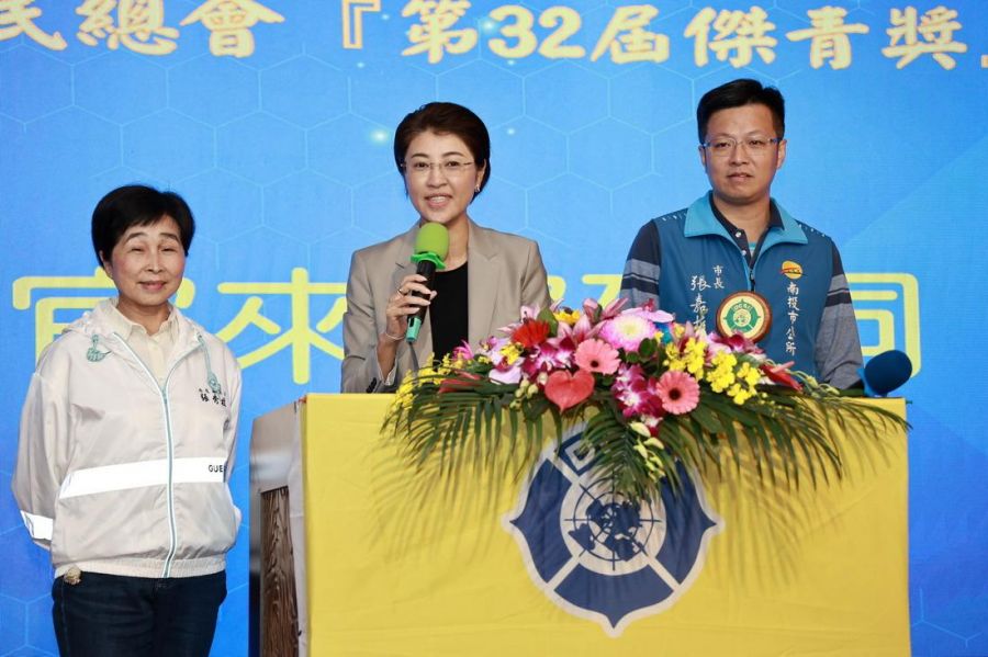 許淑華出席國際傑人會新會長接任及理監事就職典禮