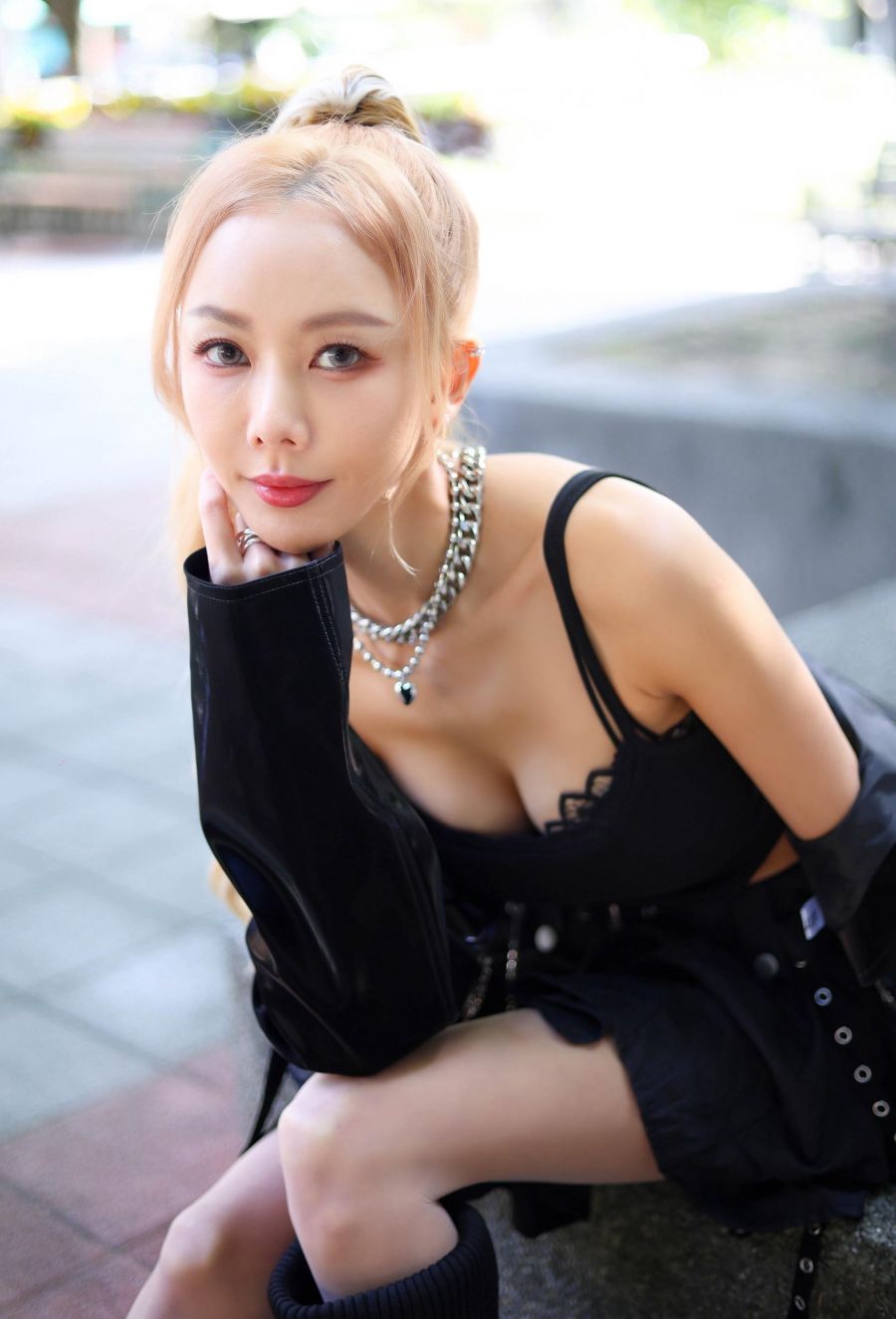 「公益女神」楊婷婭為愛發聲 讓世界聽見自由的節奏