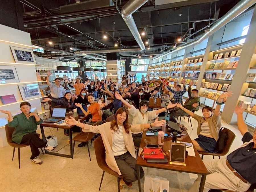 屏東E起來AI智慧營運工作坊成功收官 中小微企業讚嘆滿滿收穫