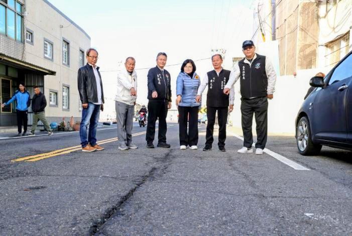 口湖下崙福安路全面翻修　張麗善斥資460萬護行車安全