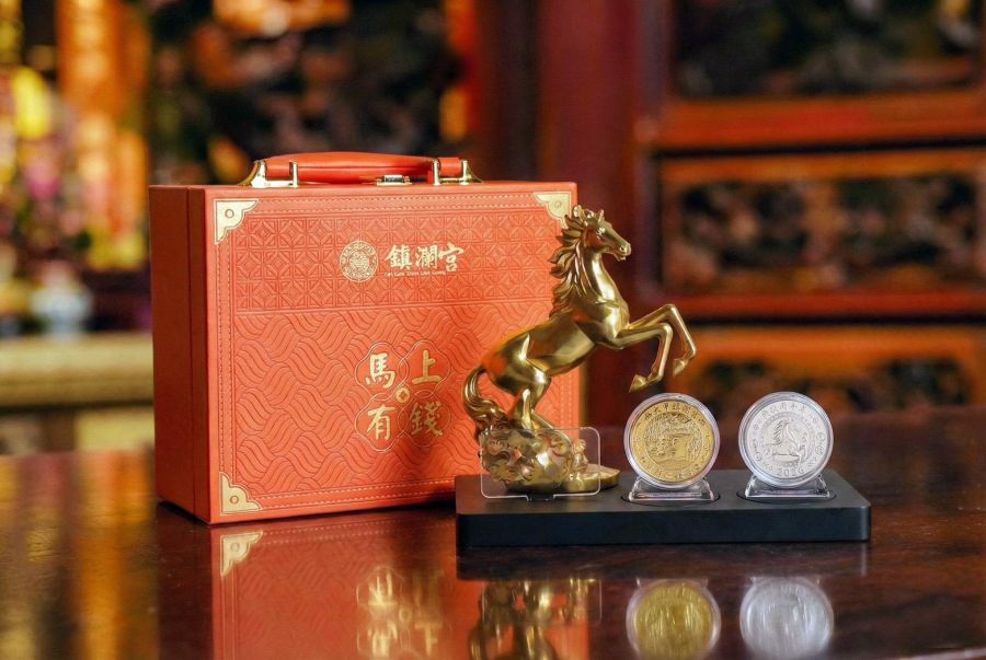 大甲鎮瀾宮首推丙午馬年「馬上賺」錢母套組