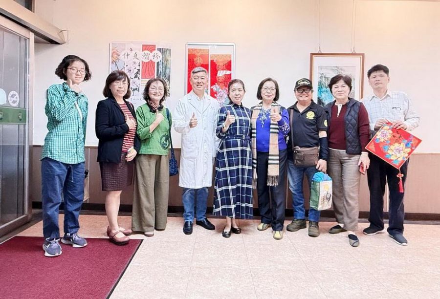 屏東醫院攜手北門書齋與仲夏繽紛藝術工作團隊聯展