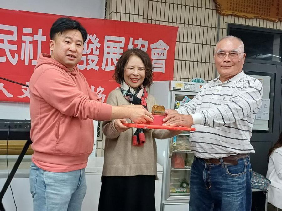 中埔鄉裕民社區發展協會新卸任理事長交接典禮 熱鬧溫馨