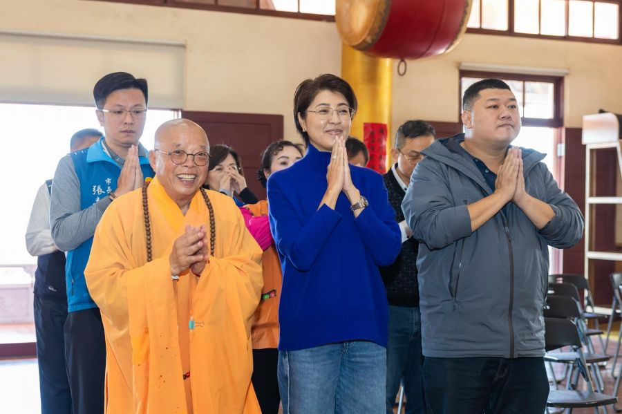 南投清德寺舉辦歲末聯歡盛會　祥獅獻瑞贈春聯墨寶傳祝福