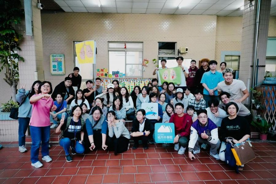 環境社會學走出教室　中山大學師生踏查高雄工業地景