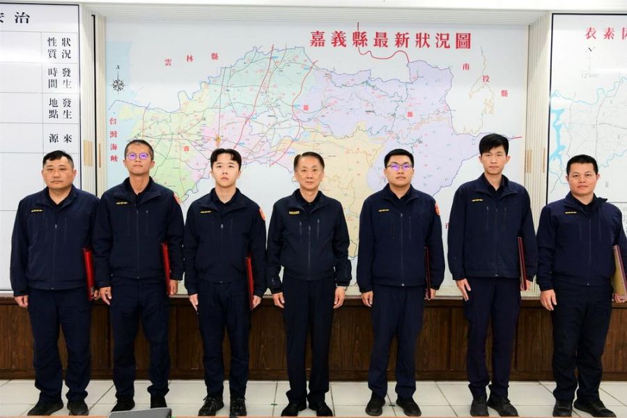  嘉義縣警察局表揚「為民服務優良員警」6人