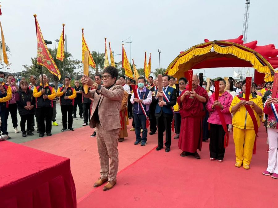東港龍華勝會平安宴跨界聯手　傳統宮廟成反毒新陣地