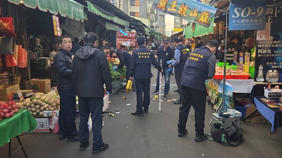 疑借手機未成男子持刀引恐慌！苗警即時到場處置員警頭中2刀