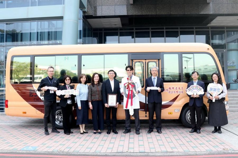暖心回饋鄉里！三太造機廠捐贈400萬醫療車  嘉基守護雲嘉南就醫路