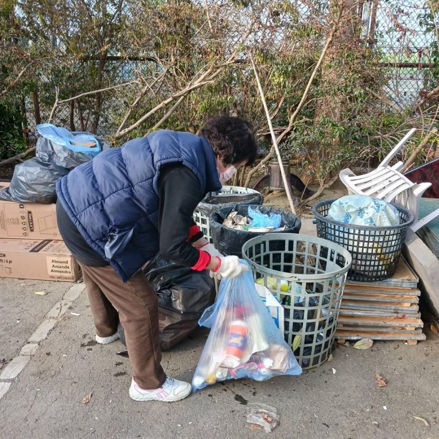 天災重創不低頭！66歲剝蚵婦成功轉職 穩定就業喜領3萬獎勵大紅包