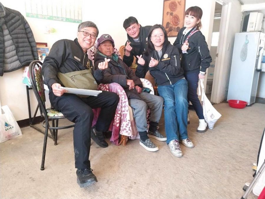 情暖偏鄉迎新春 南投縣榮服處關懷華崗獨居伯伯