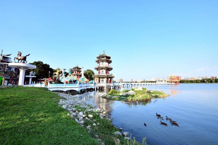 打通最後一哩路！高雄蓮池潭環潭景觀全面升級迎新春