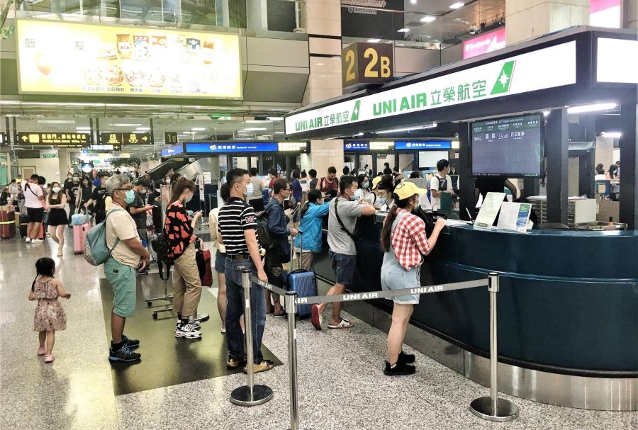 春節連假尾聲！澎湖機場出現返鄉人潮