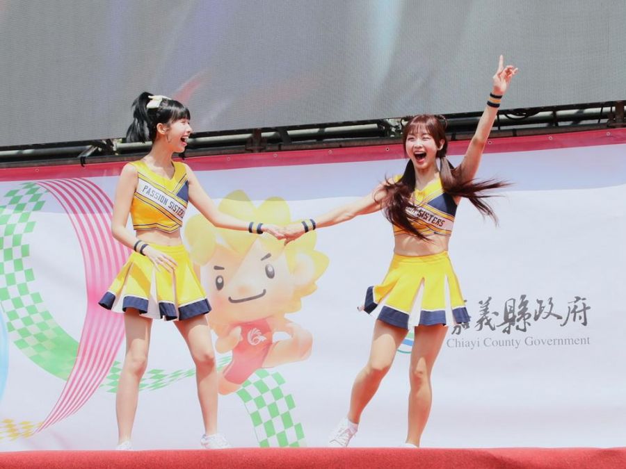 世界經典棒球賽對戰韓國 台灣燈會轉播熱烈應援