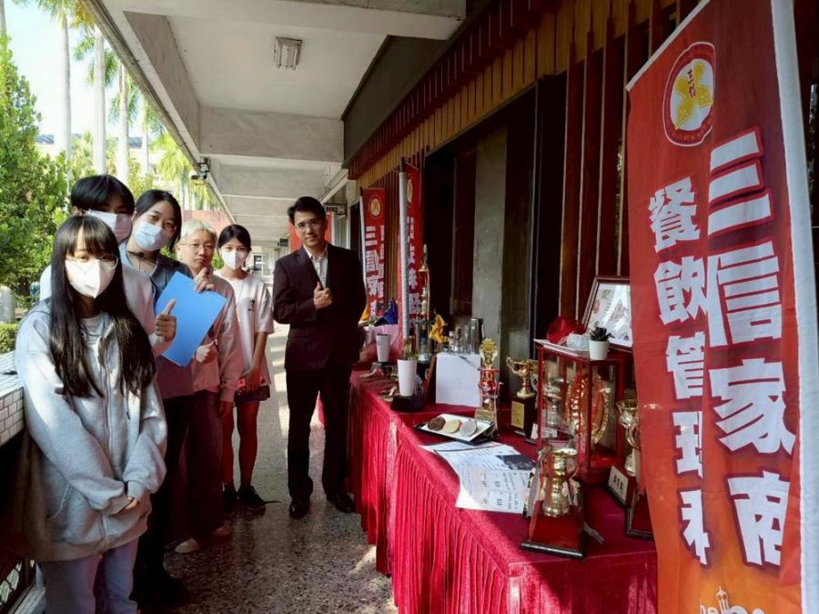 三信家商特色招生暨建教班說明會　升學就業雙軌並進