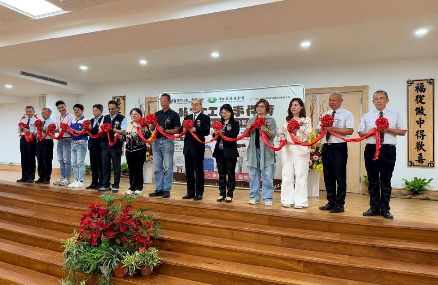 科學教育與人文傳愛「黏」起來 鳳山靜思堂甜蜜開展