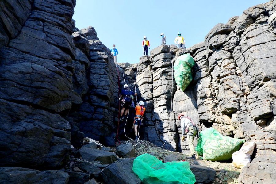 海管處號召志工執行東吉嶼春季淨灘活動   在校園種下黃槿