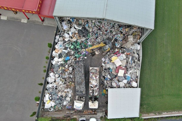 4家業者非法堆置廢棄物　彰化地檢署查辦18人