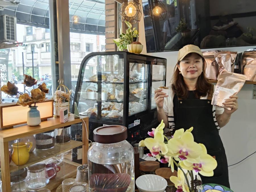   花朵咖啡店打造健康甜點新風潮　主打無糖、無油、無麵粉輕食理念