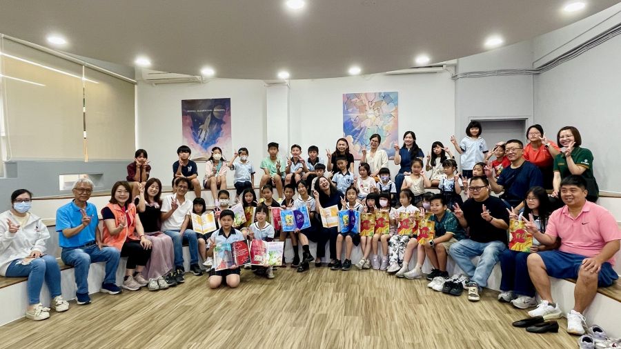 北斗國小師生用故事說土地　在地繪本《香菜》新書發表