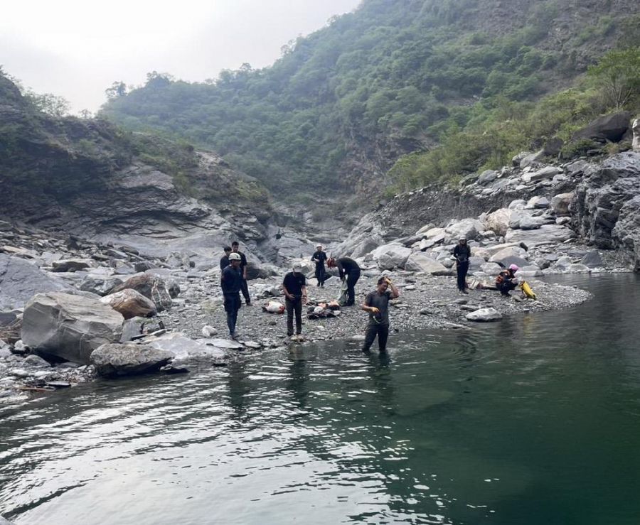 屏東縣瑪家鄉獅王瀑布  男子溺水送醫不治