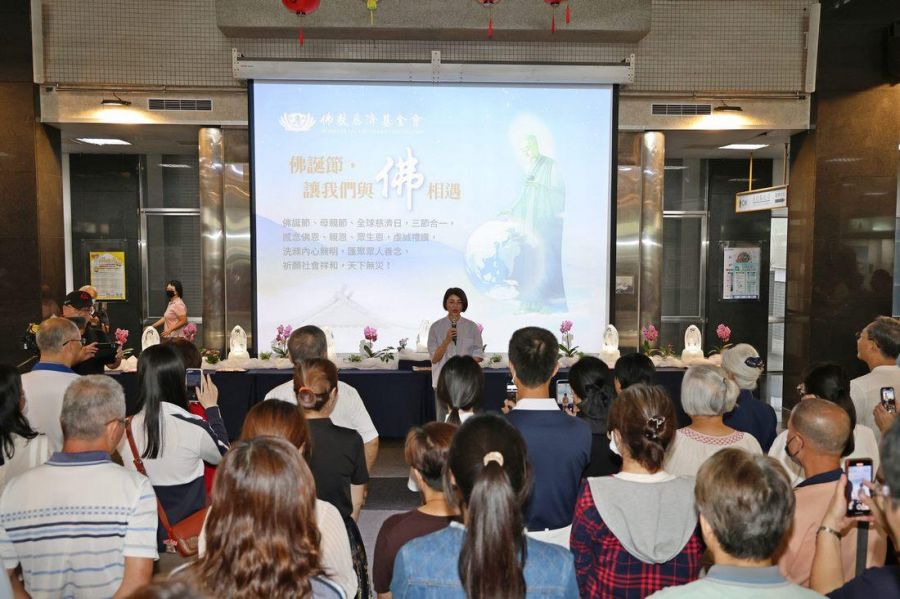 慈濟南投縣府浴佛  許淑華：感念佛恩‧父母恩‧眾生恩