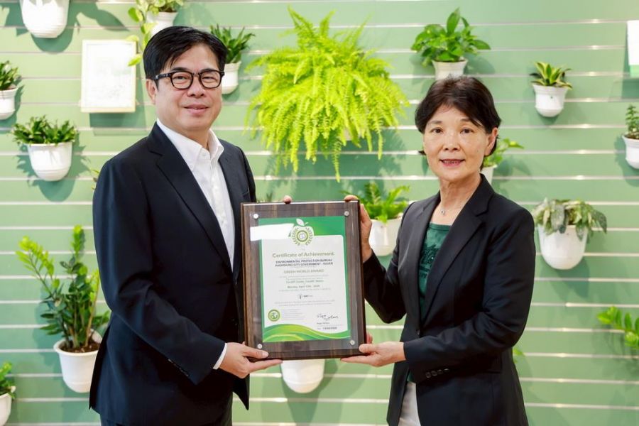 淨零學院獲英國綠色世界獎肯定  高雄淨零布局接軌國際脈動