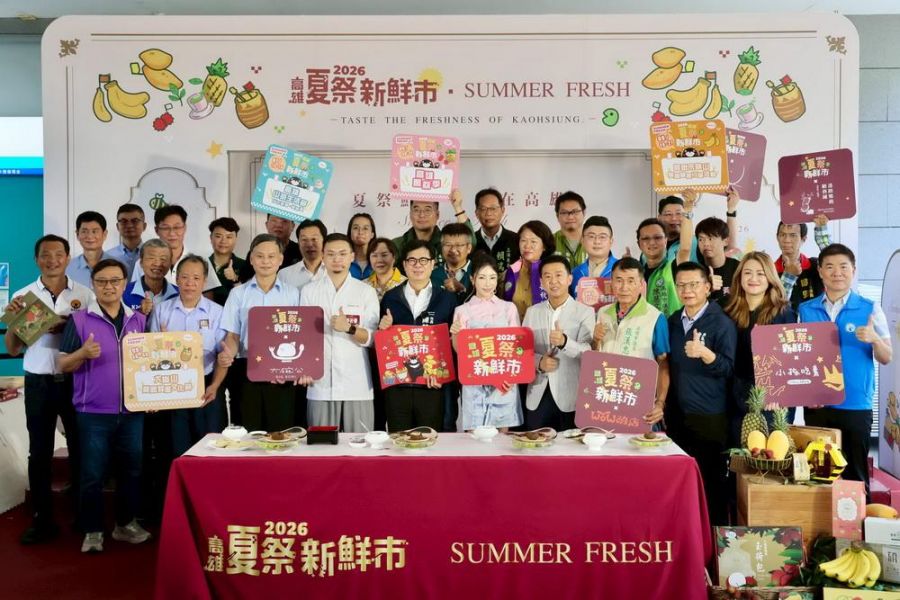 2026高雄夏祭新鮮市開跑  陳其邁:國外民眾認識高雄水果的美味