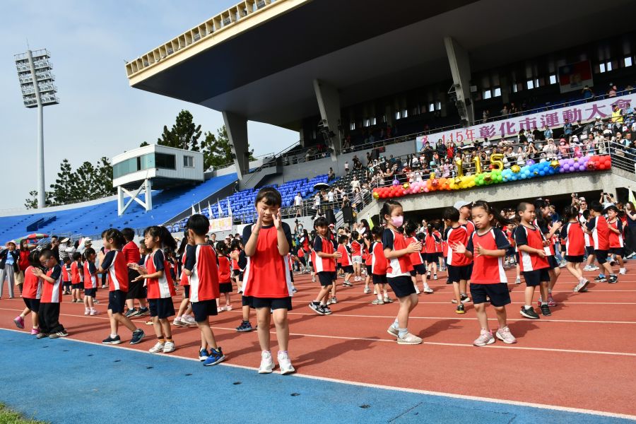 「彰化市115年全市運動大會」假縣立體育場熱鬧登場