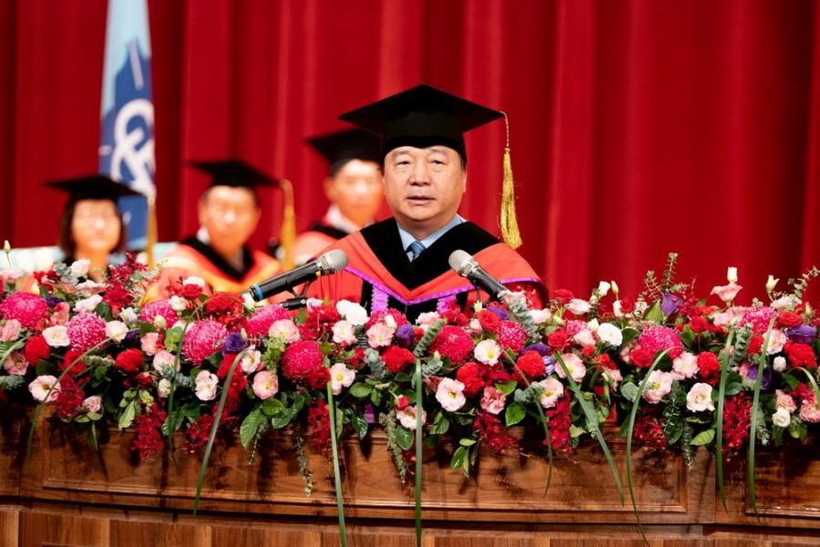 中正大學畢業典禮隆重登場    3,035名畢業生齊聚一堂