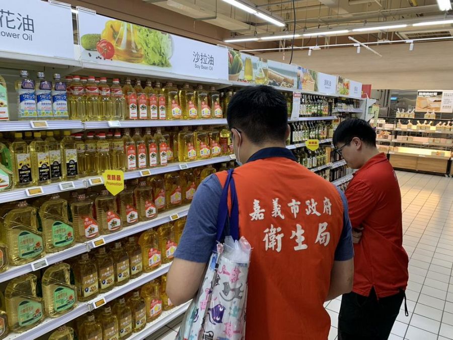 中聯問題油品擴大預防性下架 嘉市持續查核抽驗 跨局處把關食安