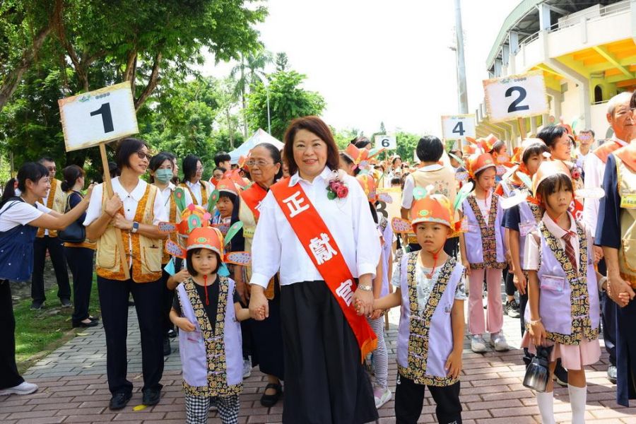 嘉市「小狀元經典會考」登場 123位學童傳承經典循古禮厚植文化