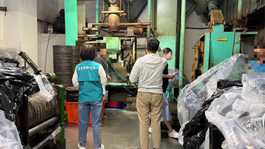 嘉義縣衛生局追查問題苦茶油   力守食品安全